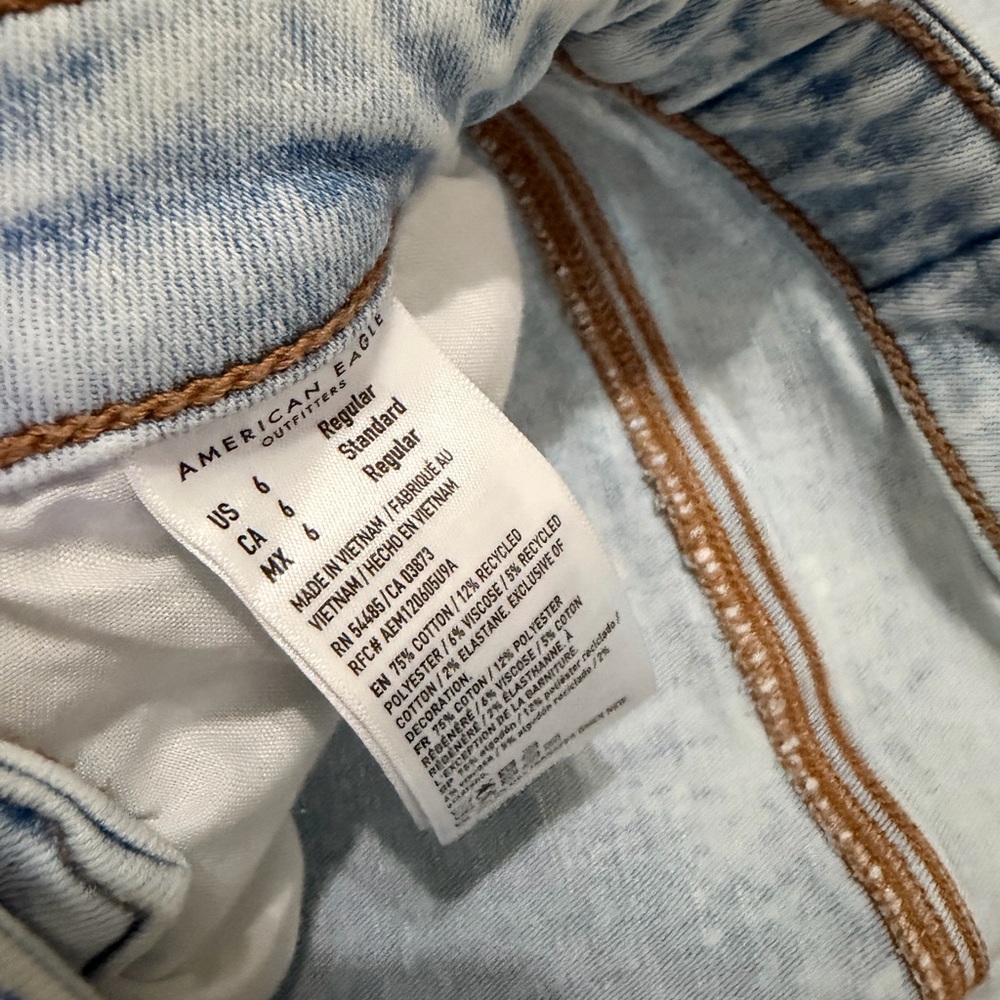 American Eagle Next Level Super High Waisted Jegging - Picture 6 of 6